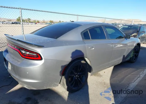 2018 Dodge Charger Sxt Rwd z USA, uszkodzony, nr VIN 2C3CDXBG3JH186090
